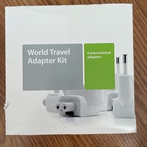 NEW IN BOX Apple World Travel Adapter Kit M8794G/B with 6 adapters